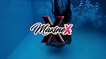 Maxine x & alphonso layz perform hot throat & pussy fucking scenes