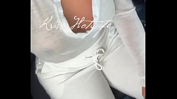 Roupinha para curtir um cineminha com meu corno blusinha aprovada acabei de postar no meu vip uns cliks de agora