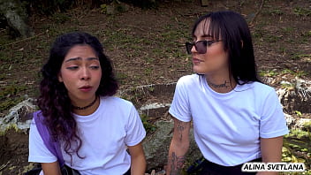 Two rebel students quit classes to have passionate lesbic fun