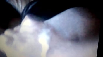 Asi La Chupo Y Así Salta La Leche thumbnail