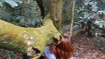 O cara pagou pra ve a minha buceta no parque ecologico tive que entrar no mato e mostrar pra ele
