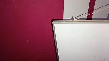 Un Pintor Tenía Su Brocha Tan Gorda Que Me Termino Preñabdo Y Revalsandome Su Leche thumbnail