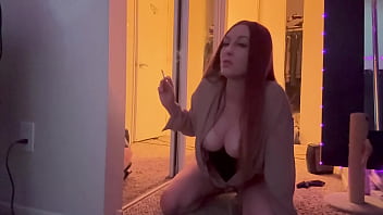 European stepmom artemisia love showing her hot body and showing her long legs