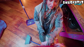 Maid Gets Anal Fucked In Kitchen thumbnail