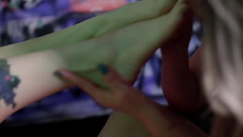 Giant asses in my face and delicious toes in my mouth