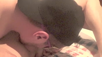 Mamada A Su Macho Antes De Que Le Culee thumbnail