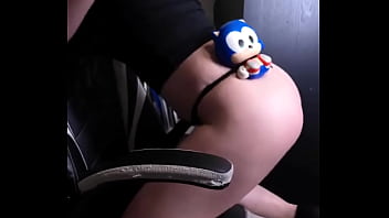 Sonic goes on a relaxing joy ride on my ass #joyride #relaxing #twerk #sonicthehedgehog #gamergirl #booty #egirl #zz