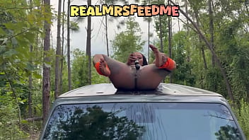 Wilderness squirt scene