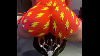 A meta é ficar cada dia mais gostosa para vocês e para os machos que eu saio