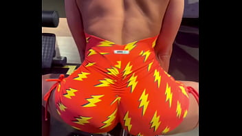 A meta é ficar cada dia mais gostosa para vocês e para os machos que eu saio