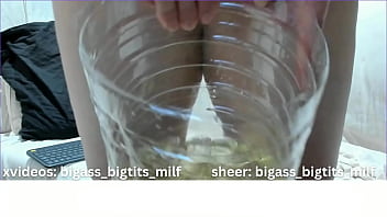 Pe peeİng pee fetish