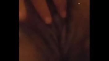 Karla flores puta zorra barata se graba para enviar el vídeo a sus amigos Karla flores puta zorra barata se graba para enviar el vídeo a sus amigos
