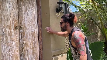 Sneaking into my neighbor's backyard for a blowjob