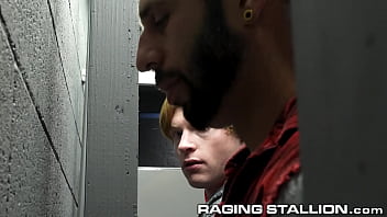 Gay Guys Fuck At The Glory Hole thumbnail