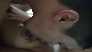 Ficou me provocando na banheira