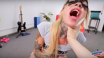 Beautiful petite babe has puffy mouthlips and perfect ass