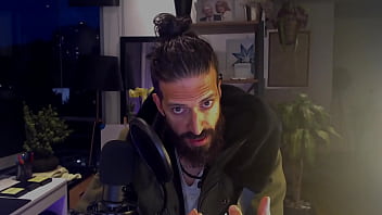 This isn’t just bondage—it’s an unapologetic exhibition of domination