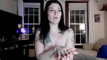 Hot slut jessb716 talks about her gangbang experience with subgirl Hot slut jessb716 talks about her gangbang experience with subgirl