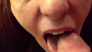 Kelly l g eats a small load of cum Kelly l g eats a small load of cum