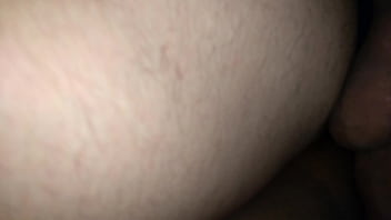 Cheia de leitinho do marido