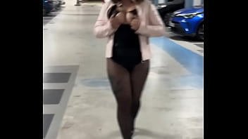 Mes bbs j'ai eu quelques jours chargés pas de sexe mais du déplacement de Mes bbs j'ai eu quelques jours chargés pas de sexe mais du déplacement de