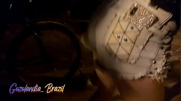 Fodendo nas ruas do bairro