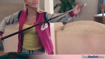 Cute stepsister got me for a quickie fuck