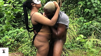 Quick fuck with a road side babe