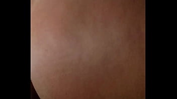 Gemendo e rebolando no picão groaso