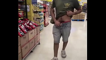 Eu com safadeza no carrefour a naughty guy in the supermarket Eu com safadeza no carrefour a naughty guy in the supermarket