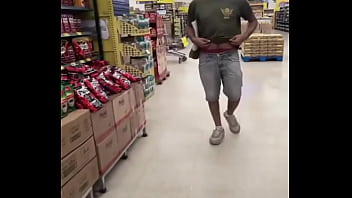 Eu Com Safadeza No Carrefour A Naughty Guy In The Supermarket thumbnail