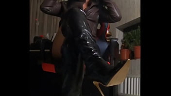 “hands off just watch me cum in leather while you beg for permission ”boots gloves tight skirt & a soake