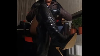 “hands off just watch me cum in leather while you beg for permission ”boots gloves tight skirt & a soake