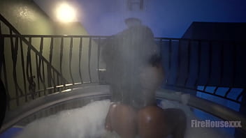 Jacuzzi freak