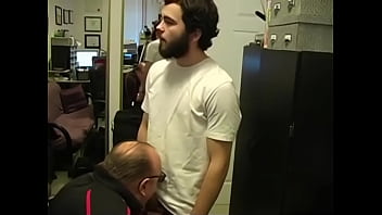 Coroa Mamando Novinho Pauzudo thumbnail