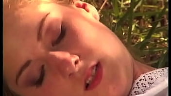 Beautiful tits and a tight pussy to fuck ander the sky