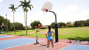 Game on court of love and lust