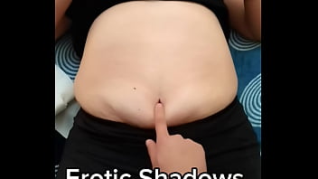 I cum in a milf's belly button I cum in a milf's belly button