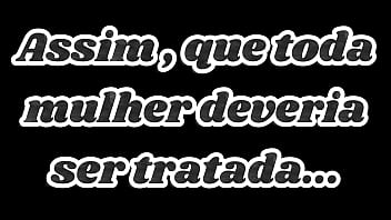 Safada levando duas rolas na sala de casa legenda disponivel