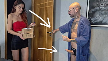 Delivery girl kept an eye on the old pervert's erection Delivery girl kept an eye on the old pervert's erection