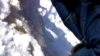 On our ski vacation i strip and pee in the snow