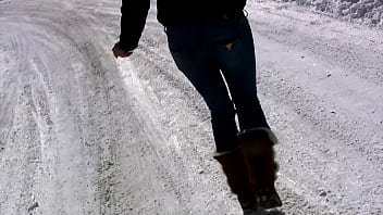 On our ski vacation i strip and pee in the snow