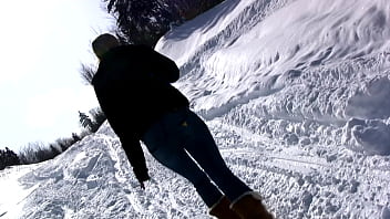 On our ski vacation i strip and pee in the snow