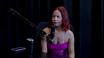 Não mostrava o rosto no começo colocou um pepino no cu não gosta de sexo na buceta e foi desafiada a bruna ferrari watch sheer red