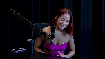 Não mostrava o rosto no começo colocou um pepino no cu não gosta de sexo na buceta e foi desafiada a bruna ferrari watch sheer red