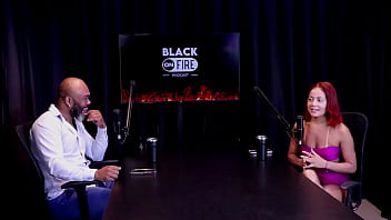 Não mostrava o rosto no começo colocou um pepino no cu não gosta de sexo na buceta e foi desafiada a bruna ferrari watch sheer red