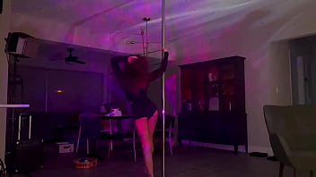 420 special for the next seven days it’s time for 30 day free trial so sign up babes i also love deftones