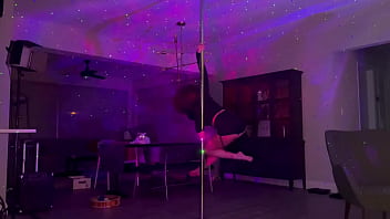 420 special for the next seven days it’s time for 30 day free trial so sign up babes i also love deftones