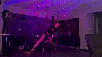 420 special for the next seven days it’s time for 30 day free trial so sign up babes i also love deftones