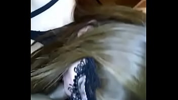 Haciendo deliciosa mamada